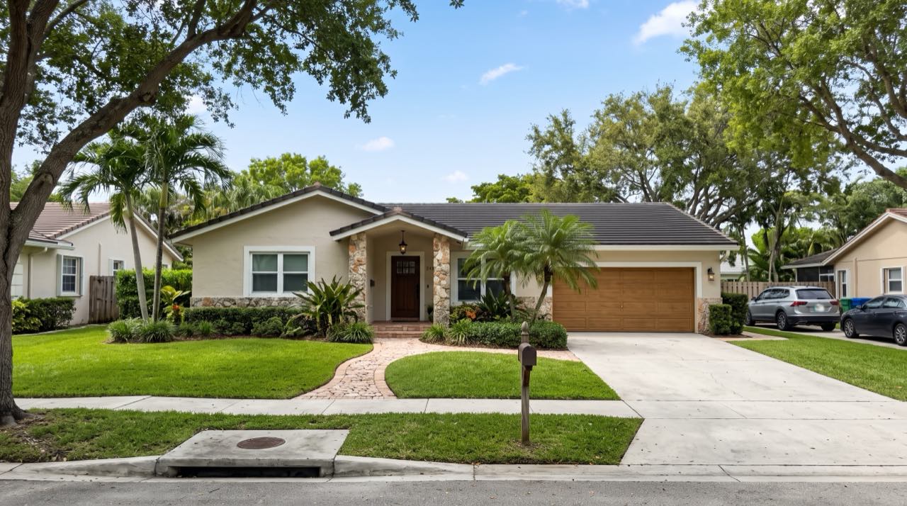 Coral Springs, Florida at golden hour